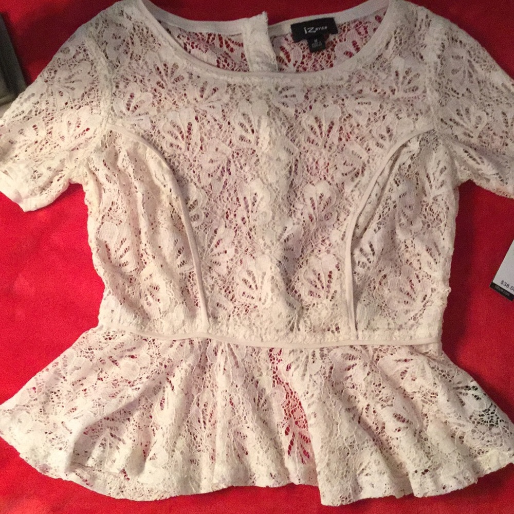 Lace top NWT cream color